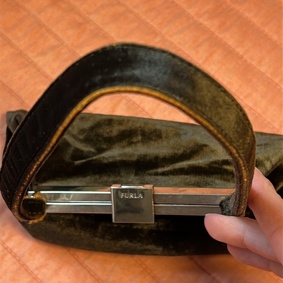 Vintage Furla Black/Dark Green Velvet w/Orange undertone made in Italy Hand Bag. - Picture 4 of 16